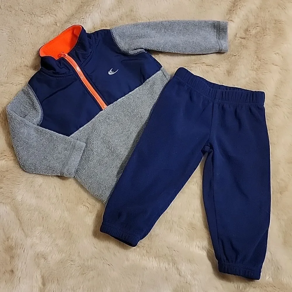 CARTER'S 2-PIECE BLUE AND GRAY FLEECE PULLOVER AND PANTS, SIZE 12 MONTHS